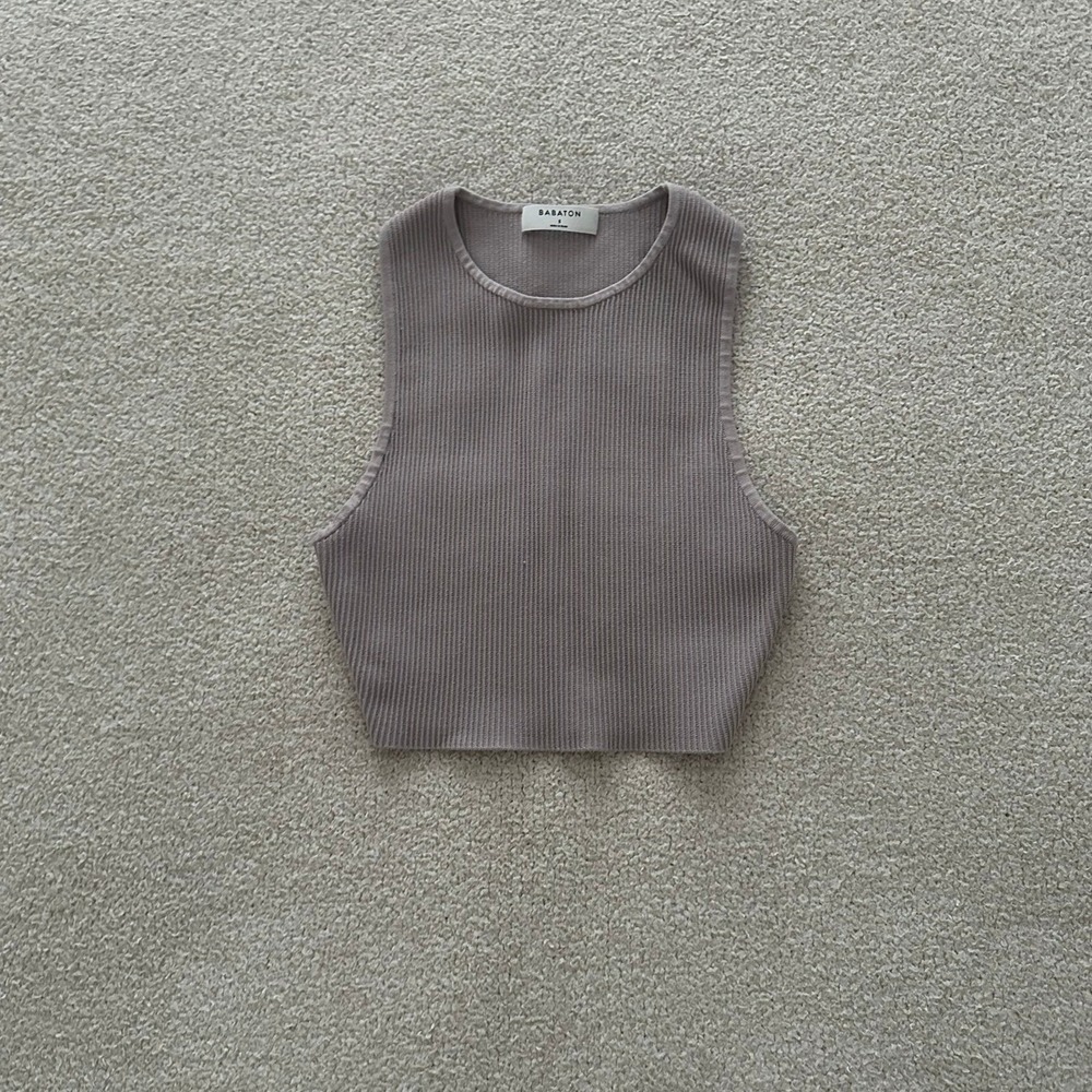 Aritzia Babaton Sculpt Knit Racer Cropped Tank